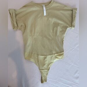 Lululemon Heavyweight Cotton t-shirt Bodysuit